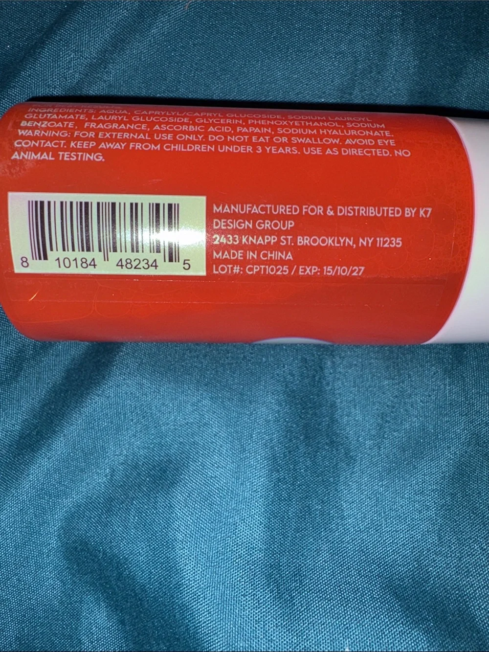 Glow Up - Cloud Cleanser-Pineapple Coconut Scent Vit C, Papaya, Hyaluronic Acid